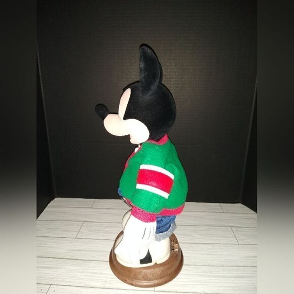 MICKEY MOUSE Unlimited "Lets Twist Again" By Santas Best 1997 Animated *Read - Picture 7 of 12